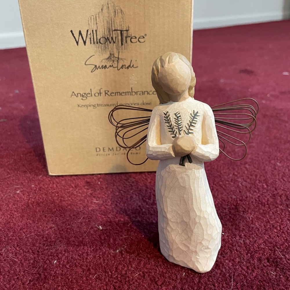 Willow tree angel “angel of remembrance”